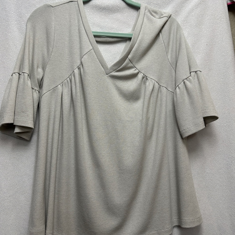 Elegant Cream V-Neck Women's Top